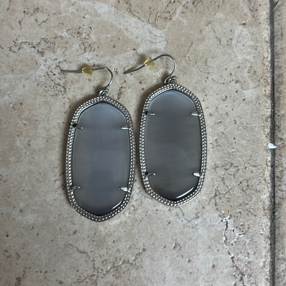 Kendra Scott Danielle earrings in Slate Cats Eye and silver
